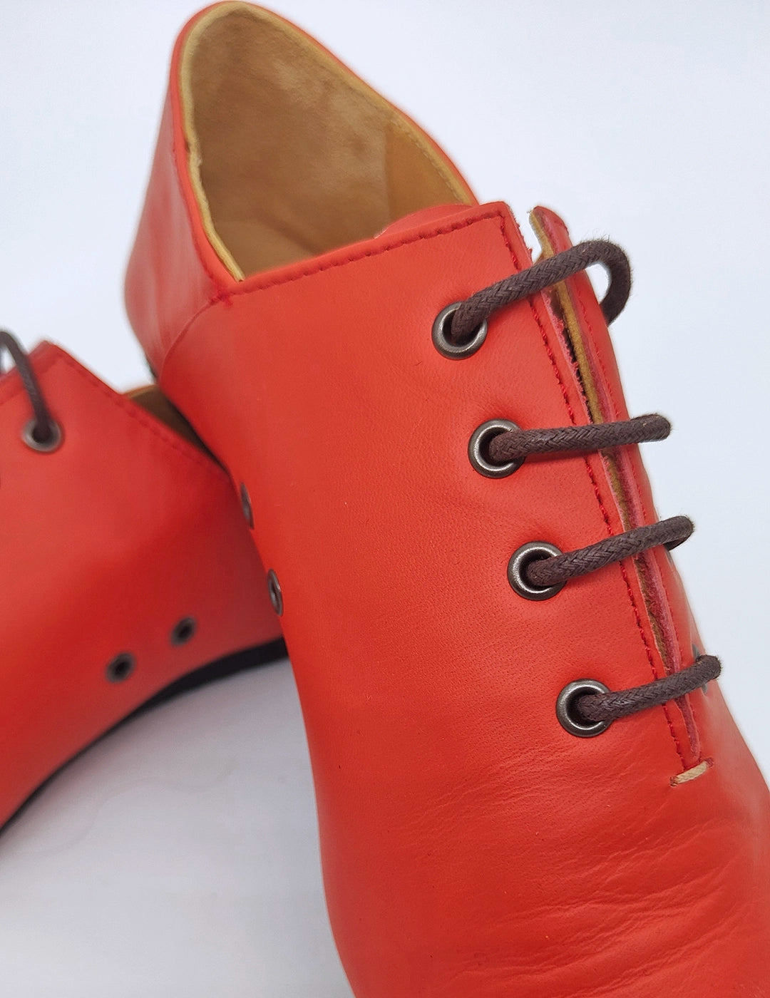 FIEFER - CORAL RED